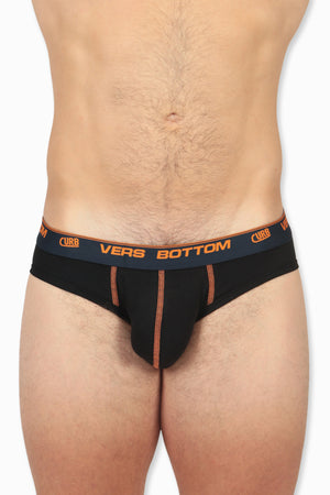 IDENTITY Brief Vers Bottom